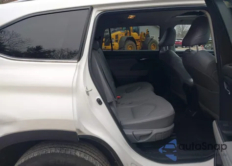 2020 Toyota Highlander Xle z USA, uszkodzony, nr VIN 5TDGZRBHXLS002402